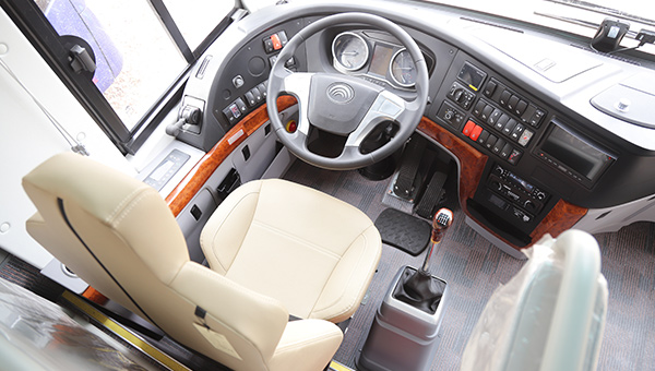 ZK6120HQ商务车
